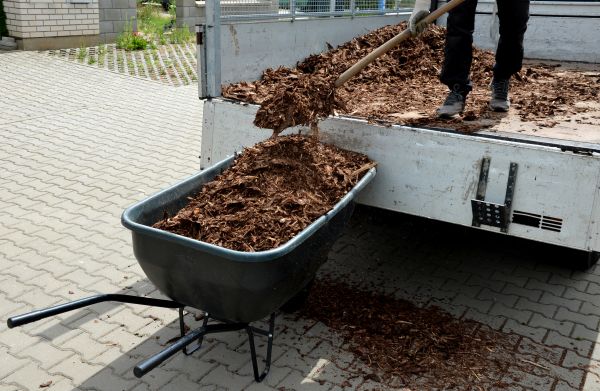 Bulk Mulch Delivery in Lewes